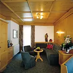 Hotel Sportapart Garni Mallaun 3*