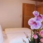 Sportapart Garni Mallaun Hotel See