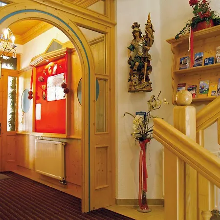 Hotel Sportapart Garni Mallaun 3*