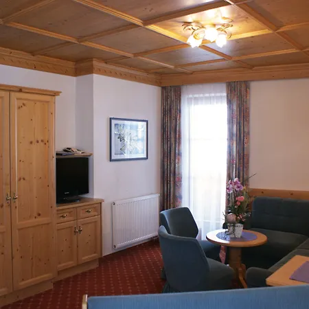 Hotel Sportapart Garni Mallaun 3*