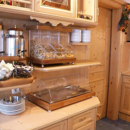 Sportapart Garni Mallaun Hotel See